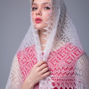 Оренбургская паутинка "Снежная вершина"