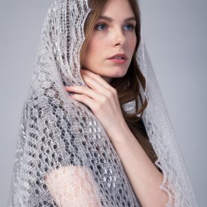 Ажурный палантин "Весенняя капель"