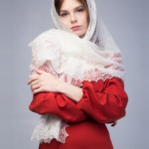 Палантин "Ландыш серебристый"